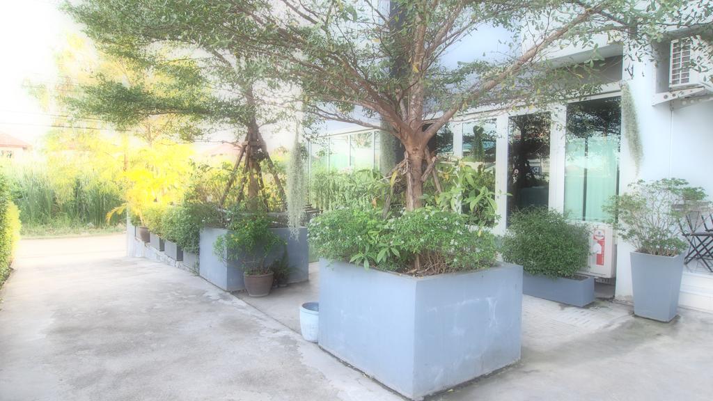 Ibeyond Apartment Romklao Suvarnabhumi Bangkok Exterior photo