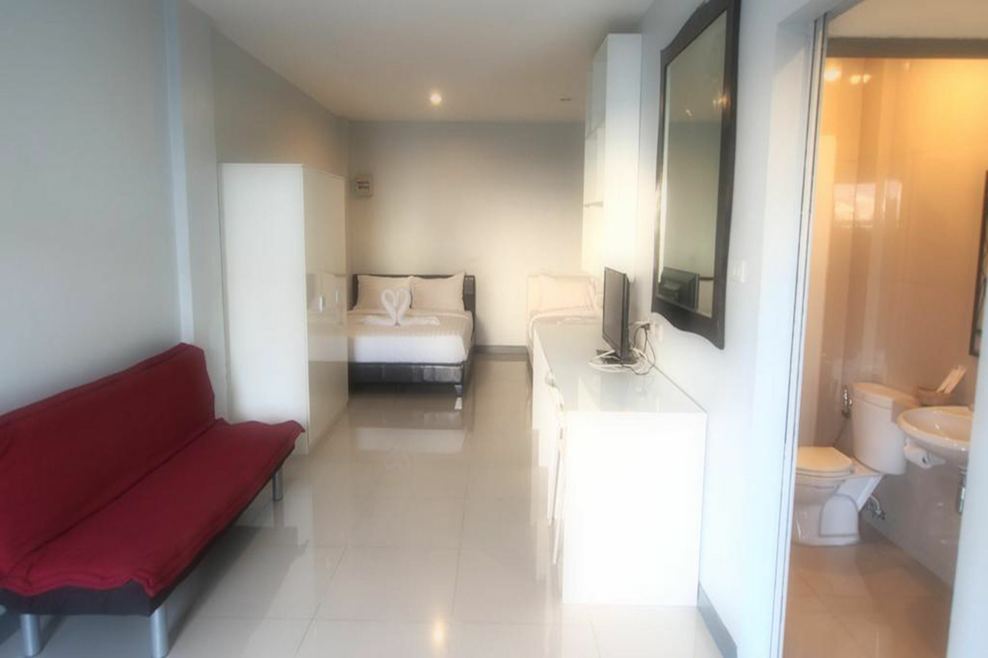 Ibeyond Apartment Romklao Suvarnabhumi Bangkok Exterior photo